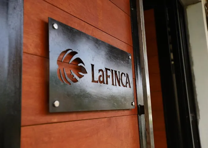 Lafinca Hostel Siargao