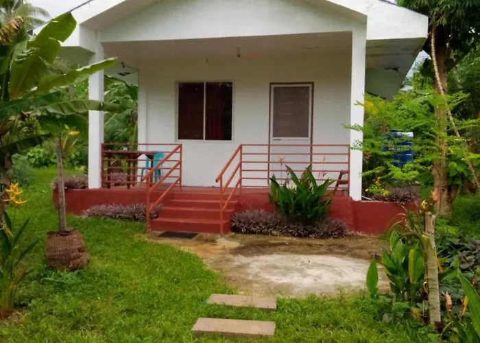 Bayay Ni Nanay Bed & Breakfast In Magpupungko Beach Road